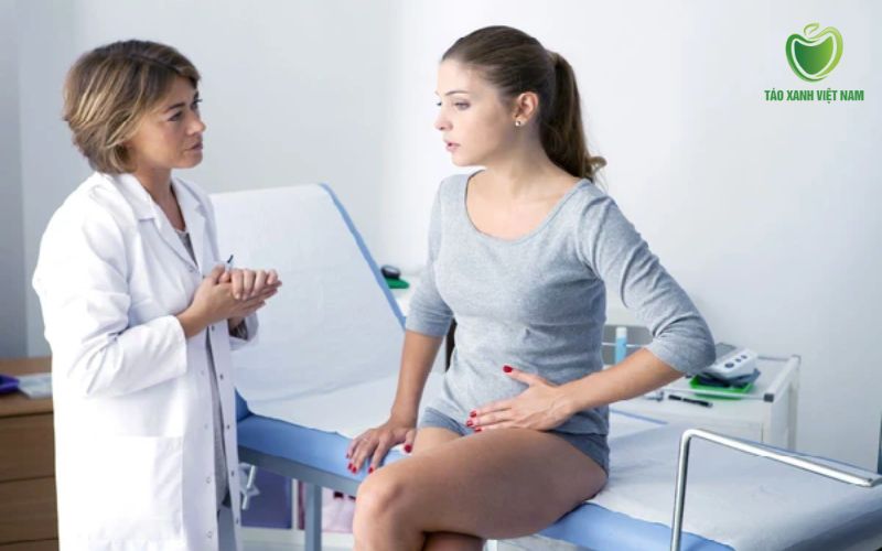 Khám phụ khoa định kỳ để phát hiện sớm các nguyên nhân gây khi hư bất thường