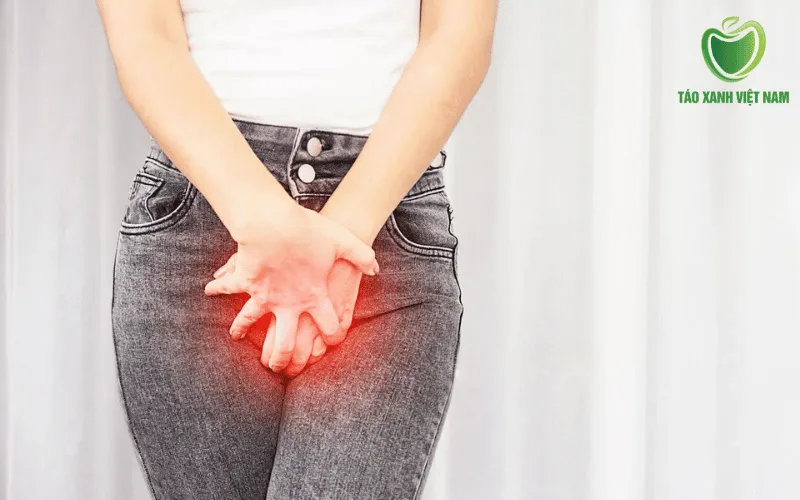 Mặc quần chật chội, ẩm ướt làm viêm ngứa phụ khoa